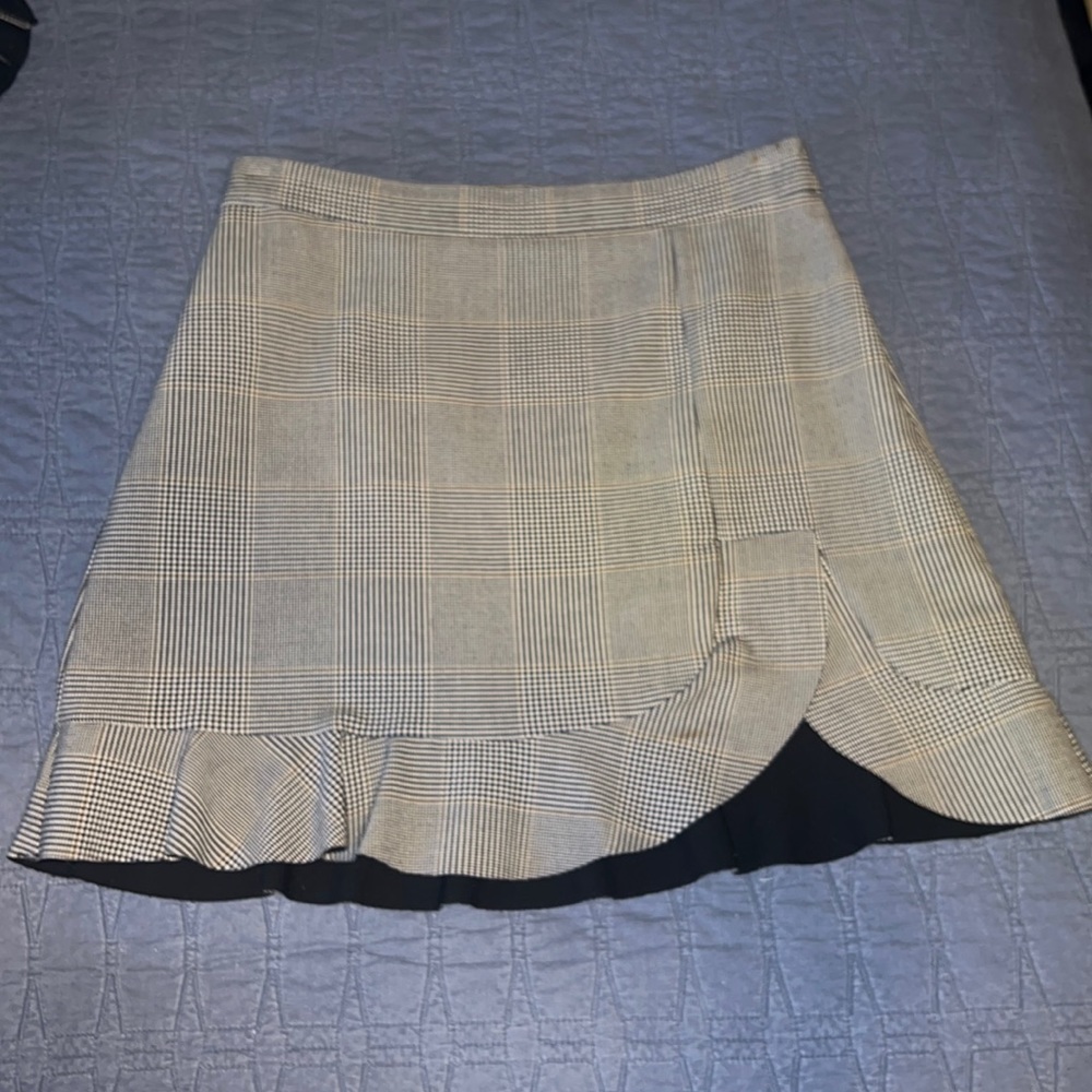 Zara plaid skirt size L